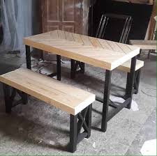 Kayu klasik dan artistik minimalis gambar desain rumah kampung via desainrumahsd. 110 Kursi Cafe Kayu Minimalis Trendy Terbaru Biar Banyak Pelanggan