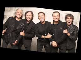 Album io e i pooh by riccardo fogli. Mattina In Quotidiana Medley I Pooh E Con Riccardo Fogli 11 Marzo 2016 Youtube