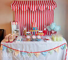 Topsy Turvy Tuesdays Im Topsy Turvy Circus Baby Shower Theme Circus Baby Shower Circus Birthday Party Theme