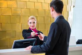 Agent D Escale Etudes Diplomes Salaire Emploi Formation Role Competences Carriere Hotesse Emploi Emploi Formation Salaire