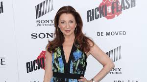 My name is donna murphy, i live in dublin. Donna Murphy Cast In Broadway Hello Dolly With Bette Midler Variety