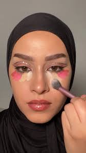 Huda Beauty Meringue Vs Coconut Flakes