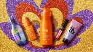 Liliane Barbosa e professora Eda Machado