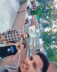 Deep Sran（@mr___mrs___sran）的Reels · 2023年8月26日