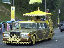 Hassanal bolkiah brunei royal family tree : Meet Sultan Hassanal Bolkiah With 500 Rolls Royce Many Expensive Cars In His Garage