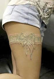 Moda Panosundaki Pin