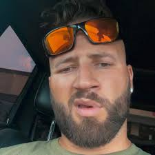 Tires too thin? . . . . #liftedtrucks #silverado #lifted #truckporn #carart  #carporn #digitalart #luxury #luxurylifestyle #luxurycars #barbie #pink  #RubenKnight