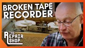 Mark Gets To Work On A Damaged Tape Recorder