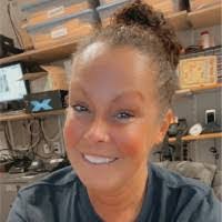 Jenny Houk's Instagram, Twitter & Facebook