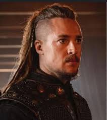 Hello good morning everyone yh is my son cul Stephan from Cameroon 🇨🇲 he  is a raise roonna i just wan to ask you guys go