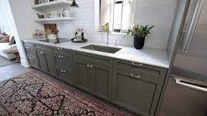 Interior Design Narrow Timeless Rowhouse Kitchen Design Makeover House Design Kitchen Kitchen Design Trends Kitchen Design Small