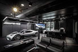 Name Chosen For Exclusive Production Vehicle Hypercar To Be Called Mercedes Amg One In The Run U Garage Design Interior Car Showroom Interior Garage Interior