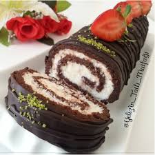 Bu Pasta Bayat Ekmeklerden Hazirlaniyor Evet Evet Yanlis Duymadiniz Bayat Ekmekten Ustelik Yiyenlerde Desserts Food Cake
