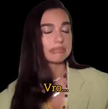 No la pide, la exige, la reclama, la necesita 💅