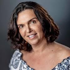 Are there private car rental options in the Tampa Bay Area of Florida?