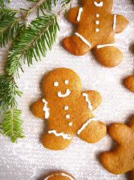 Both gluten free and paleo too (if you leave off the frosting!). Paleo Almond Flour Gingerbread Men Cookies Gf