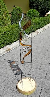 Kann Auf Wunsch Gefertigt Werden Gartendeko Im Tiffany Stil Etsy Glasmalerei Kunst Glasmalerei Minibiotop