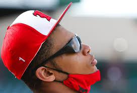 Valparaiso takes advantage of getting hit by six pitches to knock off  Munster