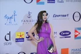 ردت الفنانة المصرية مي عمر على اتهام البعض لها بأنها نجحت في مجال التمثيل بالاعتماد على سلطات زوجها المخرج محمد سامي، مبينة أن سبب هذا الاتهام هو أن زوجها يُعد من قدمها أول مرة إبان مشاركتها في مسلسل الأسطورة، الذي. Ù…ÙŠ Ø¹Ù…Ø± Ø¯ÙˆØ± Ø´Ù‡Ø¯ ÙÙŠ Ù…Ø³Ù„Ø³Ù„ Ø§Ù„Ø£Ø³Ø·ÙˆØ±Ø© Ø§ØªØ¹Ø±Ø¶ Ø¹Ù„Ù‰ 6 ÙÙ†Ø§Ù†Ø§Øª Ù‚Ø¨Ù„ÙŠ Ø¨ÙˆØ§Ø¨Ø© Ø§Ù„Ø´Ø±ÙˆÙ‚ Ù†Ø³Ø®Ø© Ø§Ù„Ù…ÙˆØ¨Ø§ÙŠÙ„