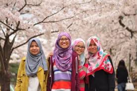 Sekiranya gagal, pelajar perlu menjalani latihan sepanjang musim panas. Hanami Dan Muslim Di Jepun Halal Media Japan