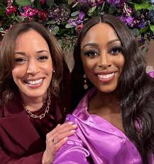 Kimberly Marie Lee (@mywinknpout) • Instagram profile