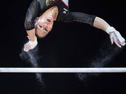 Competing for the first time in 20 months, nina derwael (bel) was the only multiple gold medallist at this past weekend's osijek world challenge cup, where her triumphal return was rewarded with the apparatus titles on uneven bars and balance beam. Kim Bui Verpasst Als Vierte Eine Em Medaille Am Stufenbarren Sport A Z