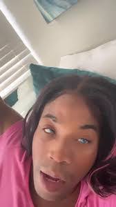 Edwina Norman's Instagram, Twitter & Facebook