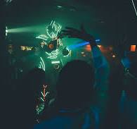 Qué medidas de seguridad necesitan las discotecas? - INGESEG