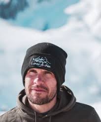 Bonnet Chasse tricolore noir : “L'amour du chien”