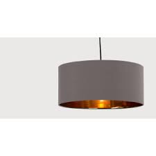 Inspirees Par Le Glamour Des Halls D Un Hotel Les Creations De La Collection Hue Habilleront Instantanement Lampenschirm Deckenlampe Schlafzimmer Lampe Kupfer