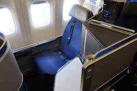 United airlines features in my top 10 list of my preferred airlines for longhaul business class. United Airlines Polaris Business Class Review New Seating Boeing 777 300 Newark To Tokyo Jetset Calvin