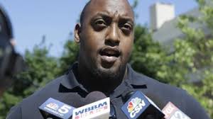 J'Marcus Webb ends his world tour by signing with Chiefs