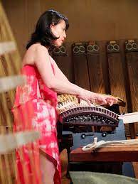 Michiyo Yagi pushes the boundaries of traditional music with her koto  playing - The Japan Times