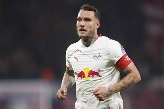 Con la Porta di Lewis Hall Chiusa, il Manchester United si Rivolge a David Raum