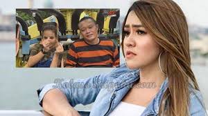 Dari sekian fakta tentang baby shima, yang paling mengejutkan sekaligus membingungkan adalah status baby shima yang tak lagi single. Fakta Tersembunyi Baby Shima Mau Dinikahi Sule Padahal Punya Suami Terungkap Identitas Aslinya Halaman 4 Sriwijaya Post