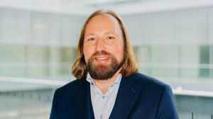 2011 sophie hannah, lasting damage, hodder & stoughton, →isbn, page 78: Dr Anton Hofreiter Mdb Grune Im Bundestag