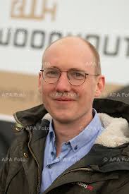 APA20210406RM Smit en vVught bij Bord Wehl 09.JPG