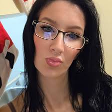 Is the woman walking around Mason homeless?