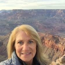 Renee Dickman's Instagram, Twitter & Facebook