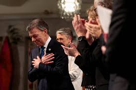 El comité noruego del nobel ha otorgado el premio al presidente colombiano juan manuel santos por sus esfuerzos significativos con el objetivo de poner fin a la guerra civil en el país. Fotos Juan Manuel Santos Recibe El Nobel De La Paz En Imagenes Internacional El Pais