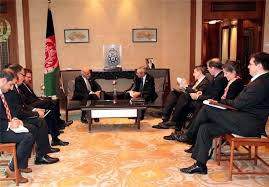 Jun 22, 2021 · بلخ؛ د افغانستان په شمال کې له لویو او مهمو ولایتونو څخه دی چې دا وروستۍ څو ورځې په کې د افغان پوځیانو او طالبانو تر منځ سختې نښتې روانې دي. Ø§Ù„Ø±Ø¦ÛŒØ³ Ø§Ù„Ø§ÙØºØ§Ù†ÛŒ ÛŒÙ„ØªÙ‚ÛŒ Ø§Ù„Ø¯Ú©ØªÙˆØ± Ù…Ø­Ù…Ø¯ Ø¬ÙˆØ§Ø¯ Ø¸Ø±ÛŒÙ ØµÙˆØ± Ø§Ù„Ø£Ø®Ø¨Ø§Ø± Ø¯ÙˆÙ„ÛŒØ© ÙˆÚ©Ø§Ù„Ø© ØªØ³Ù†ÛŒÙ… Ø§Ù„Ø¯ÙˆÙ„ÛŒØ© Ù„Ù„Ø£Ù†Ø¨Ø§Ø¡