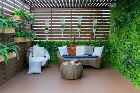 Los patios interiores son un espacio fantástico para tener en el hogar, ya que dan muchísimo juego tanto a nivel funcional como decorativo. 5 Ideas Para Decorar Tu Patio O Jardin