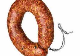Mettwurst Mit Kummel Nach Altem Ddr Rezept Das Fleisch Wird In Gulasch Grosse Stucke Geschnitten Sodass Es Vom Fleischw Mettwurst Rezepte Mit Wurstchen Gulasch