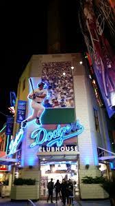 La dodgers caps zum kleinen preis hier bestellen. Los Angeles Dodgers Clubhouse Shop 128 Photos 49 Reviews Sports Wear Universal City Walk Universal City Ca Phone Number Yelp