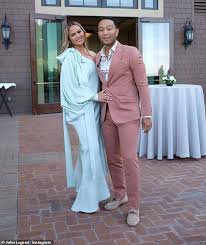 Celebrity guests arrive at hotels in florence ahead of the wedding of u.s. Chrissy Teigen Looks Radiant As She Attends Wedding In Utah With Husband John