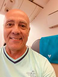 Allez hop ! C'est parti ! Bonnes vacances à toutes et à tous❤️😍❤️ en bonne  compagnie, merci Air Austral✈️🇷🇪