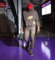 Buy and sell 100% authentic other brands cactus plant flea market at the best price on stockx, the live marketplace for real other brands streetwear apparel, accessories and top releases. Upscalehype Lebron James Wears A Cactus Plant Flea Market Hoodie Hermes Hat And Travis Scott X Nike Air Force 1 Sneakers For The Lakers Vs Kings Game Http Www Upscalehype Com 2019 12 Lebron James Wears A Cactus Plant Flea Market Hoodie Hermes Hat