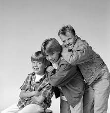 Pin By Jessy Ludwig On Home Improvement Home Improvement Tv Show Jonathan Taylor Thomas Disney Stars