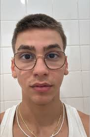 Hello, I'm Ludmila and something to know about me is that I live and work  in the UK