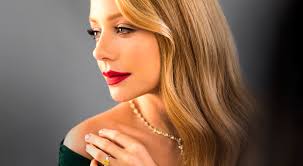 She represented ukraine in the eurovision song contest 2006 with the song show me your love, placing seventh. Tina Karol Stala Ambassadorom Ukrainskogo Yuvelirnogo Brenda Ukrzoloto